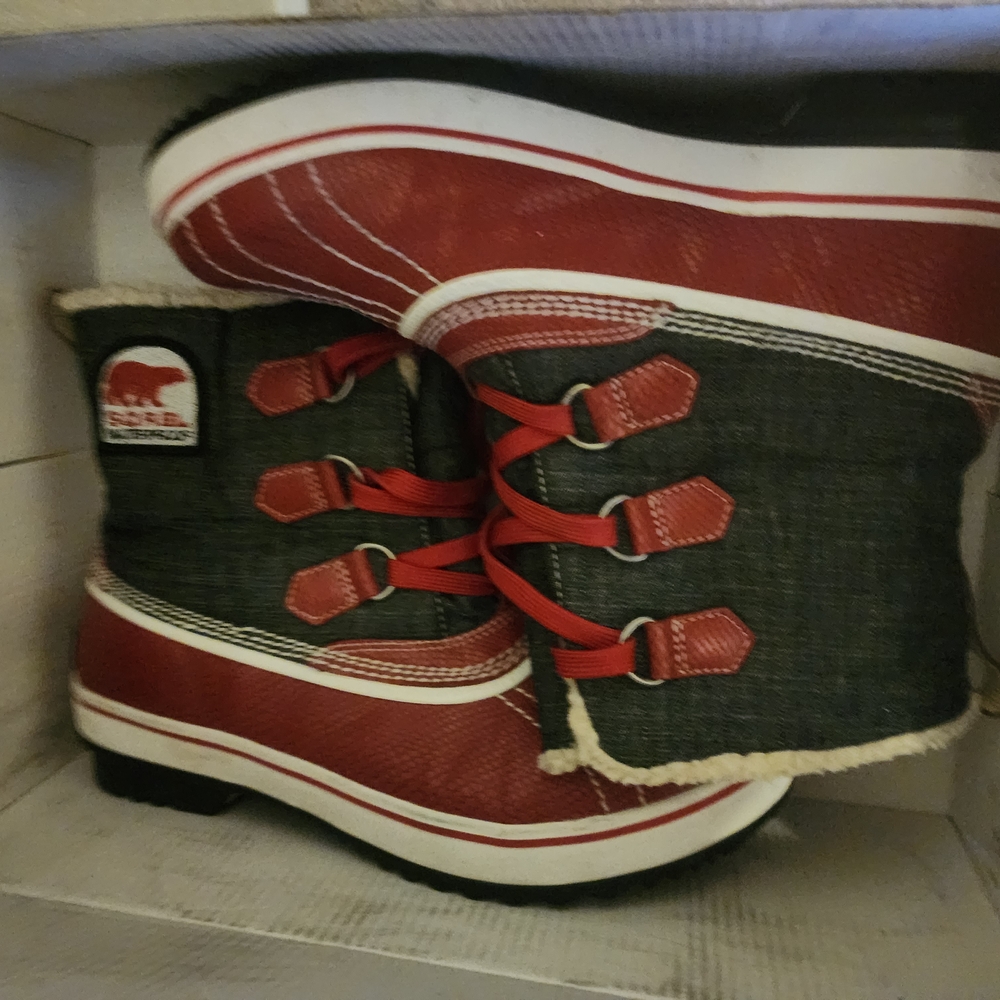 Sorel Red and Black denim Winter Tivoli Boots
